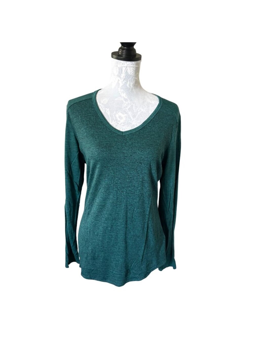 Segments Women's Merino Wool Top Green Long Sleeve V-Neck Base Layer Medium